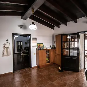 https://villa-numama.in-canary-islands.com